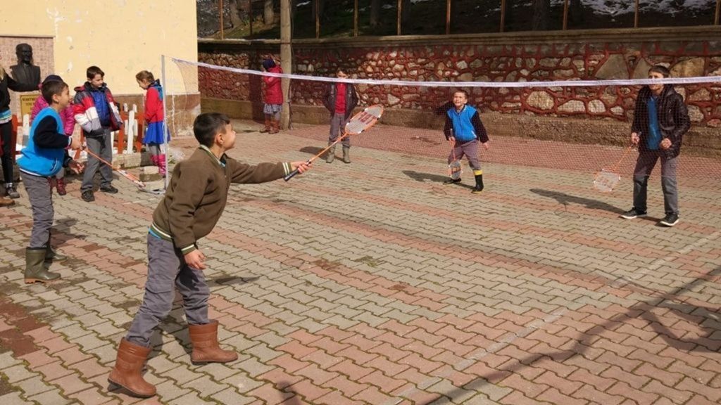 Gmelide badminton tantm